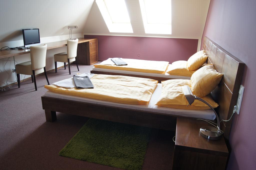 Pension Inspirace A Wellness Self Check-In Kolín Rum bild